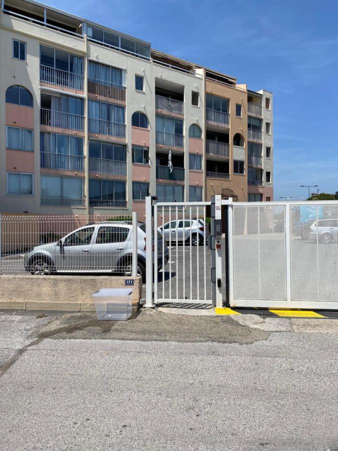 Petit T2 Proche De La Plage Sète Kültér fotó